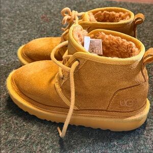 2022 UGG Neumel II Boot Kids 'Amber'